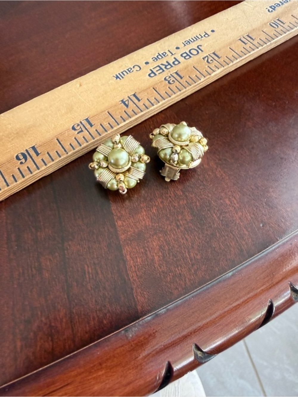 Vintage Hong Kong ClipOn Earrings